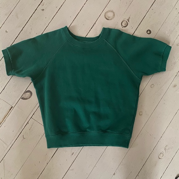 UO short sleeved sweatshirt - Picture 2 of 5